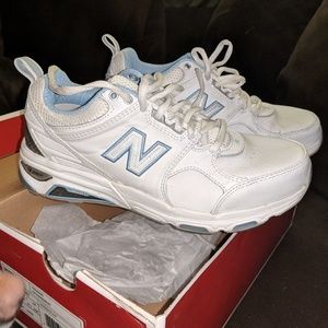 New Balance 857 WIDE